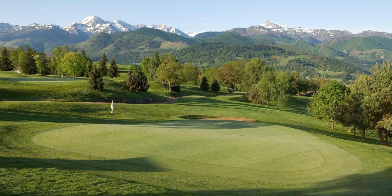 Le Domaine Du Golf Country Club De Bigorre Resort 4*